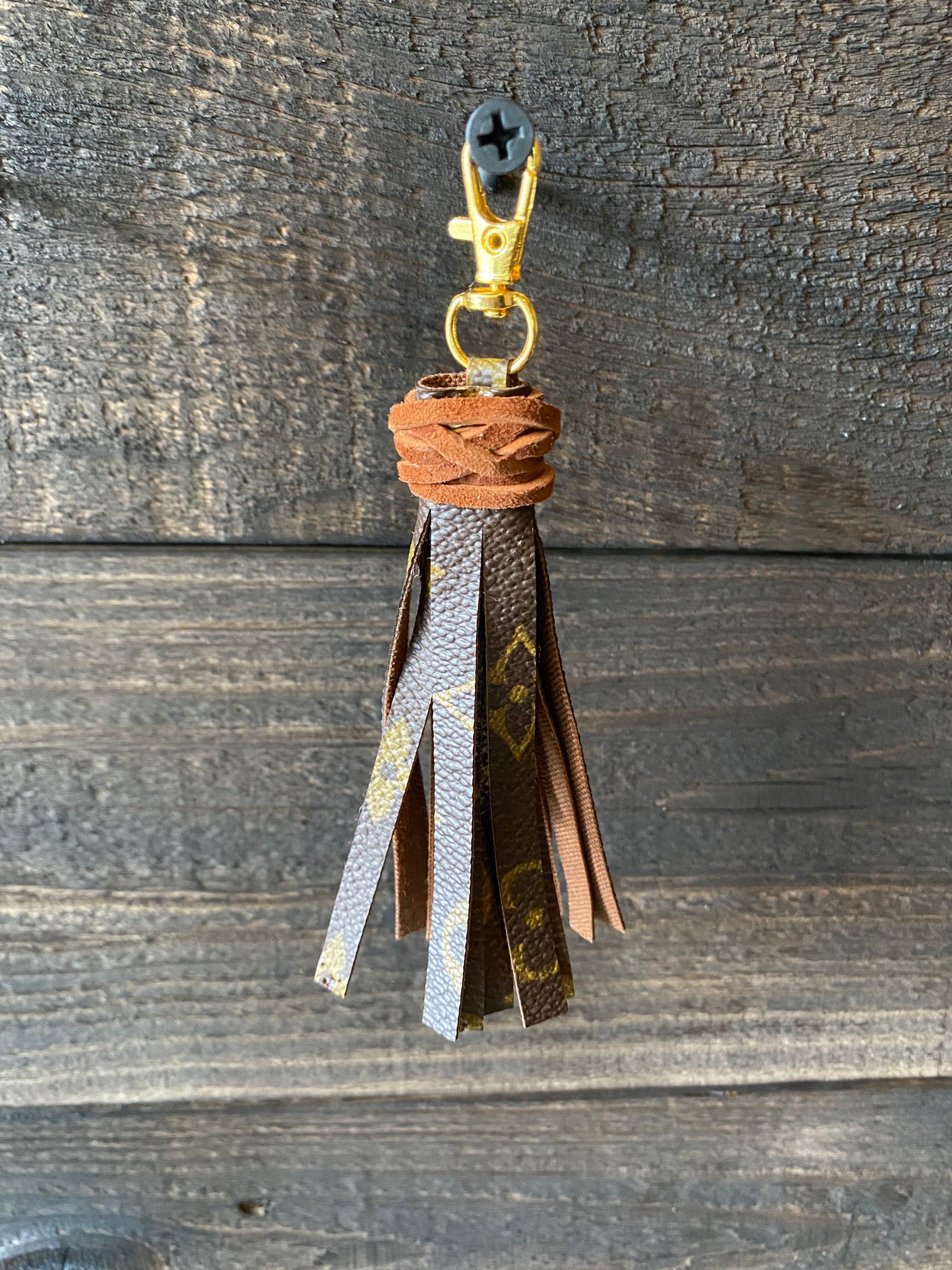 Bag Charm With Double Tassel for Purses & Totes Faux Suede - Etsy | Diy  leather tassel, Diy leather bag, Purse charms diy